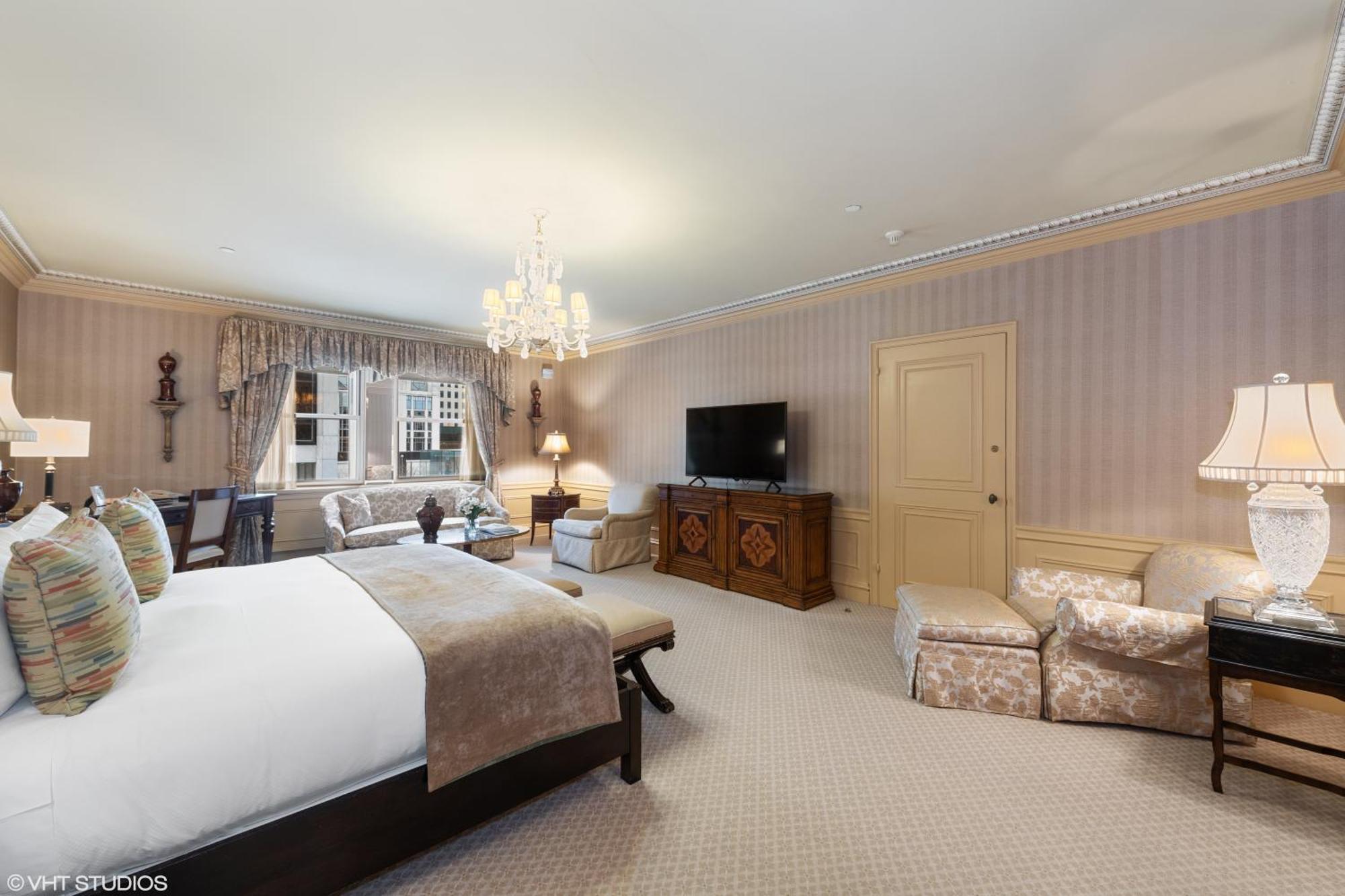 The Sherry Netherland New York Exterior photo