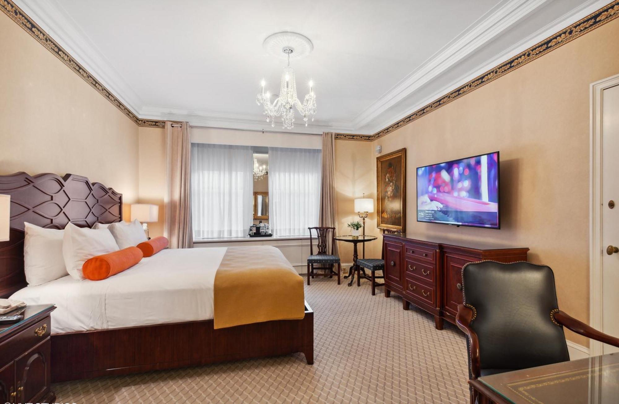 The Sherry Netherland New York Exterior photo