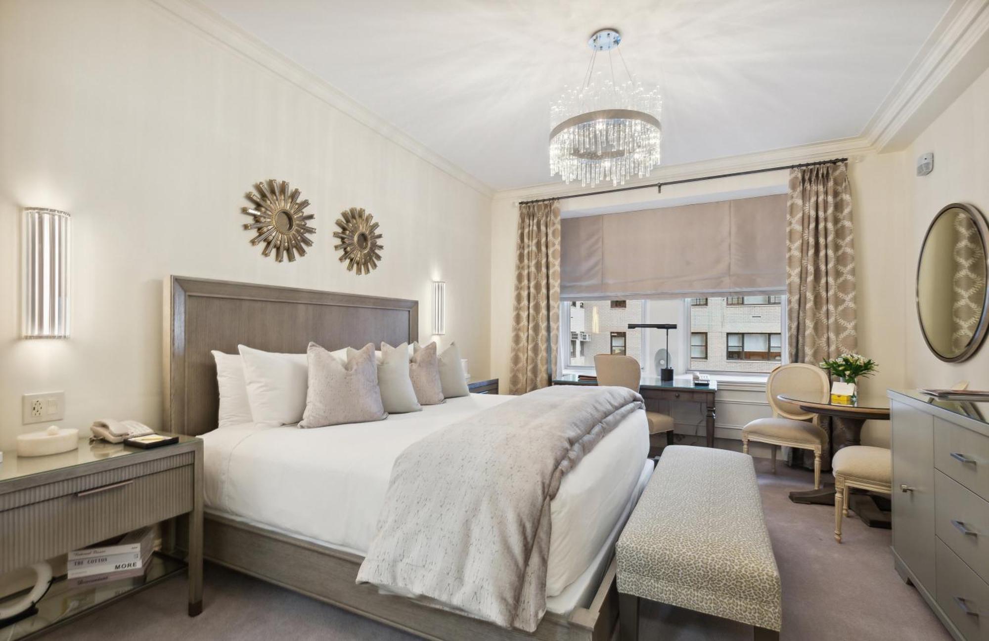 The Sherry Netherland New York Exterior photo